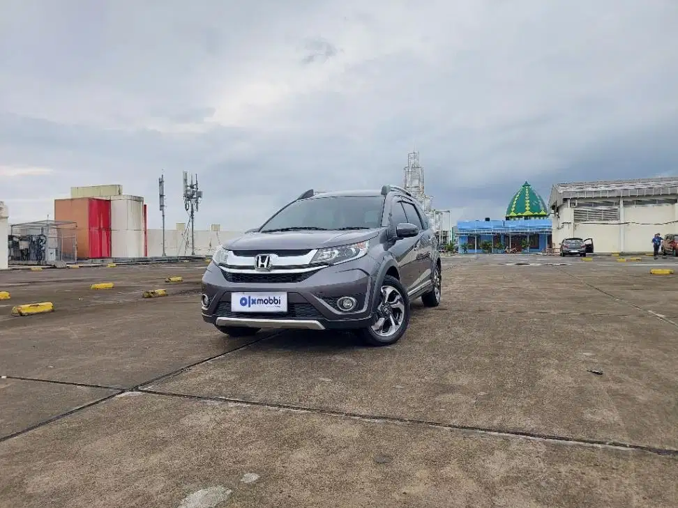 TERMURAH TDP 7,JT Honda BR-V 1.5 E Bensin-AT Abu 2016