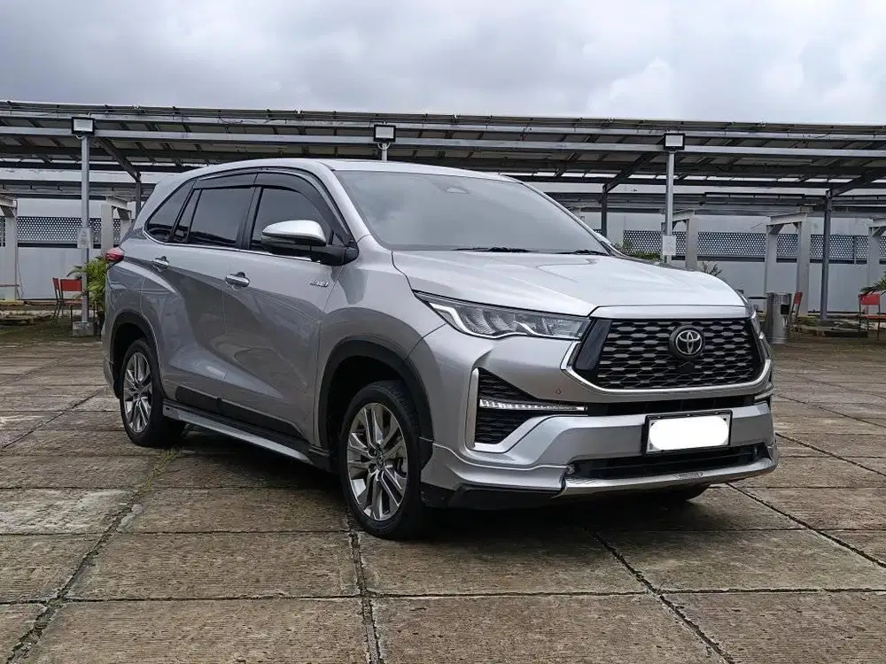 Innova Zenix Q TSS 2.0 Hybrid Modellista AT