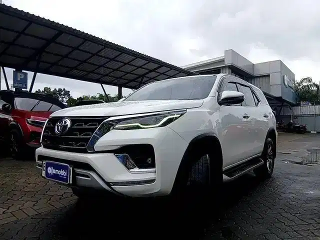 Toyota Fortuner 2.8 4x2 VRZ Solar AT 2022