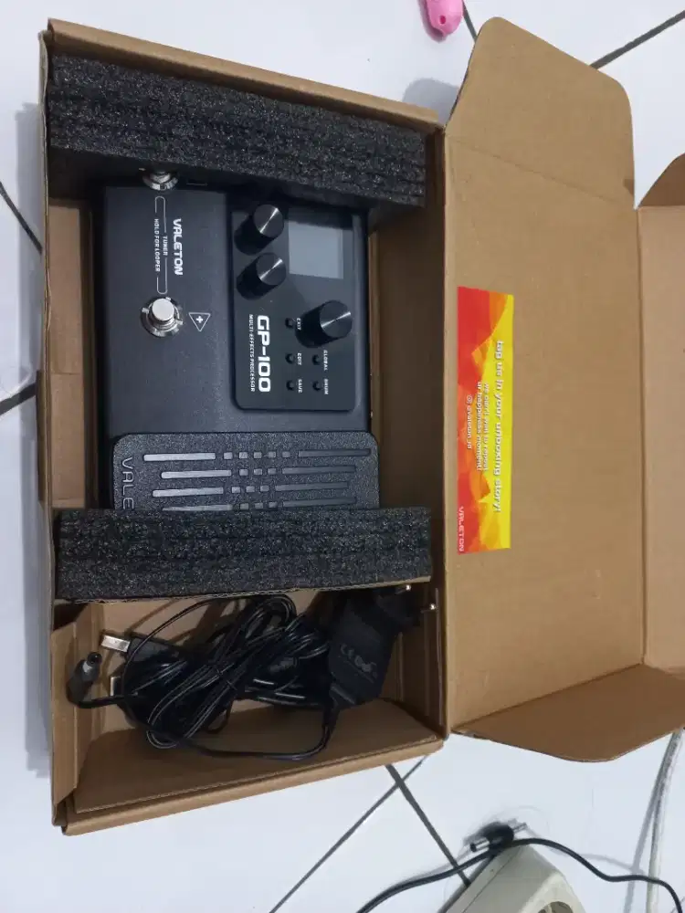 DIJUAL EFEK GITAR VALETON GP 100