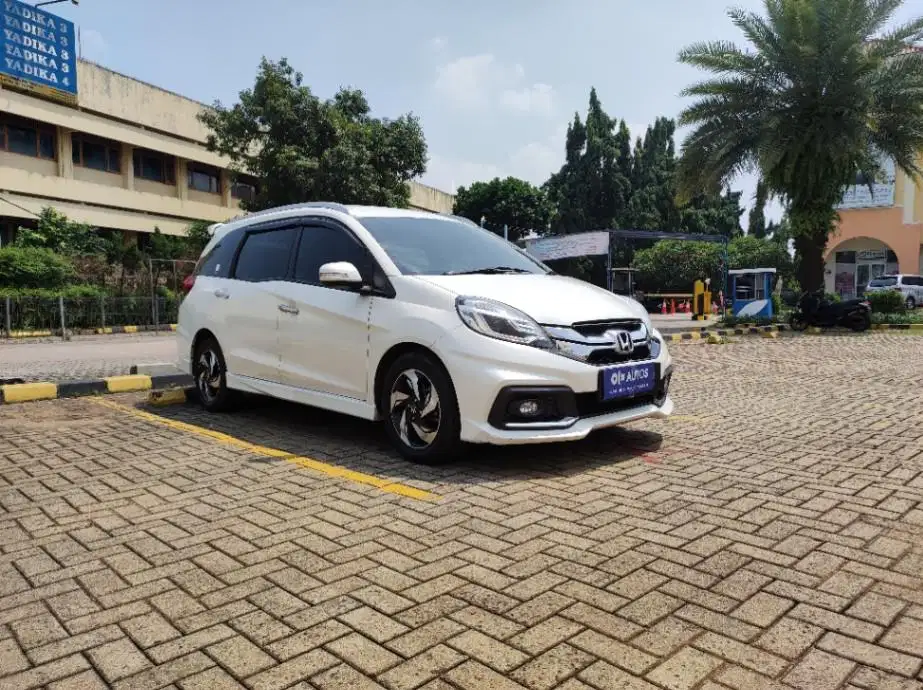 Garansi Mesin 1th TDP 7,JT Honda Mobilio 1.5 RS Bensin-AT Putih 2014