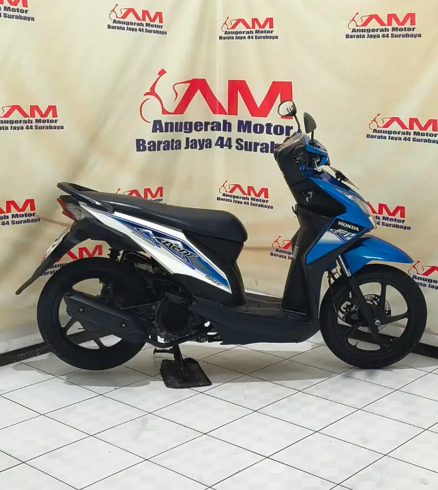 Bergaransi Honda Beat fi Tahun 2014 biru putih