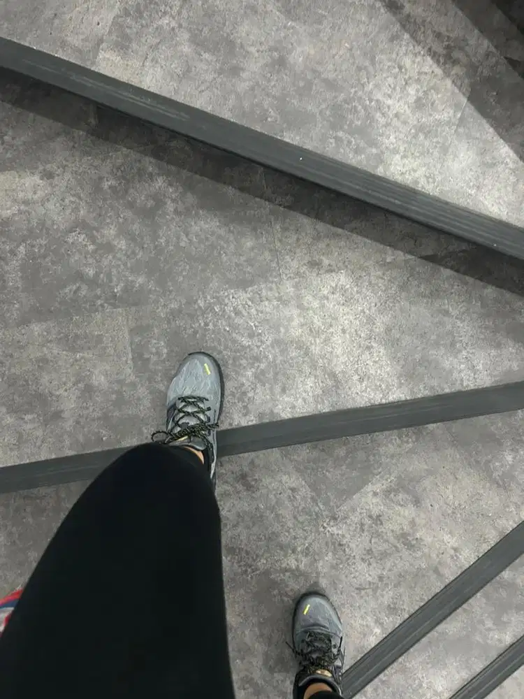 LOKER LAUNDRY URGENT