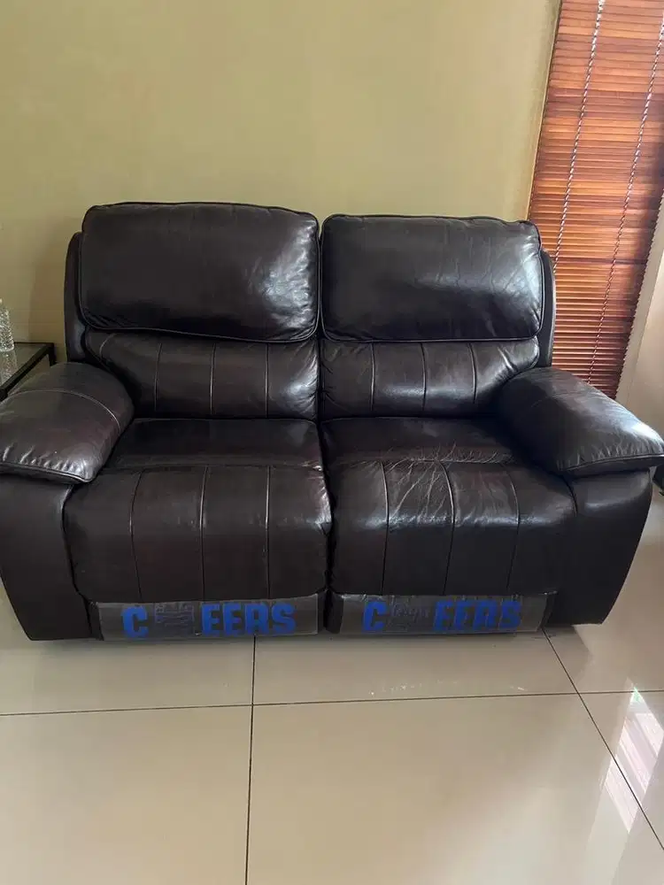 Sofa Recliner 2 Seater - Hitam (Informa, Cheers Madison)