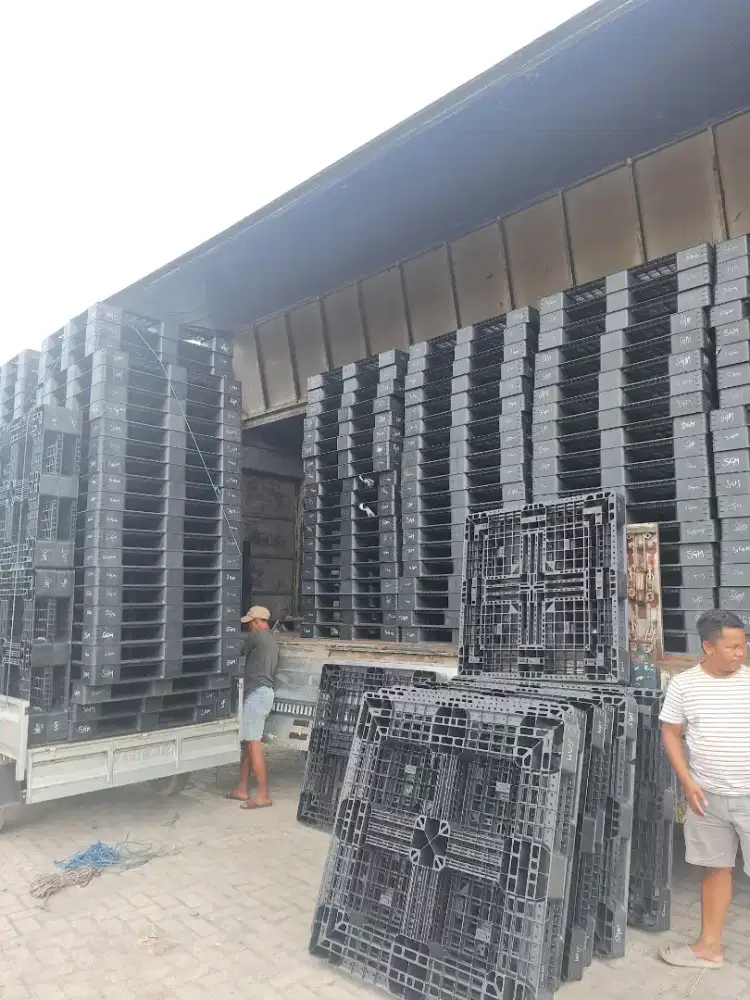 Pallet Plastik Second Bagus Like New