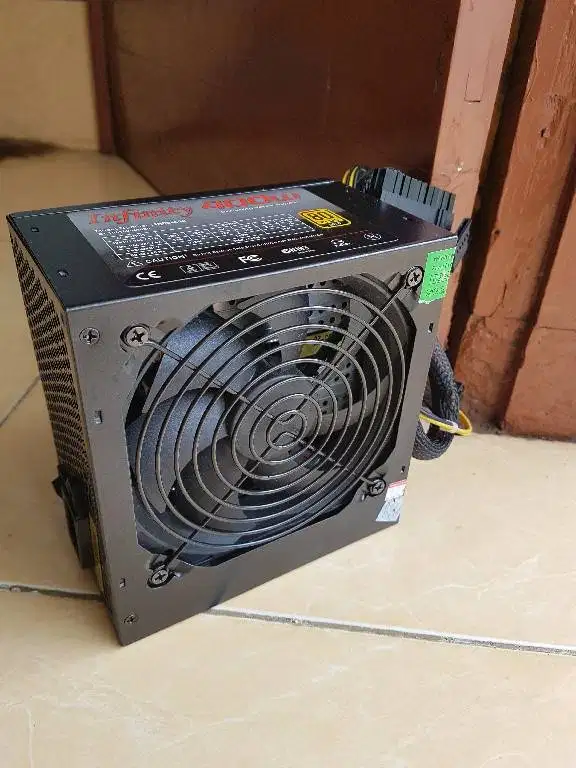 PSU Infinity 400w 80+ Gold 6 pin vga