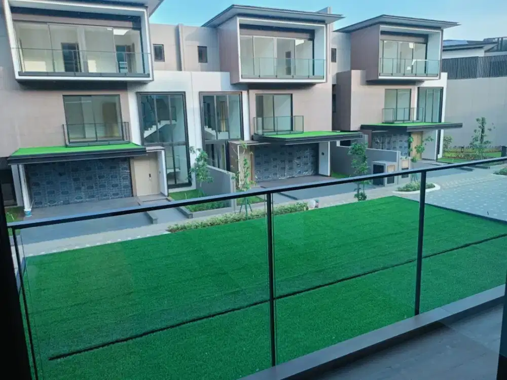 Disewakan Rumah Mewah Layton Navapark BSD City Tangerang Selatan