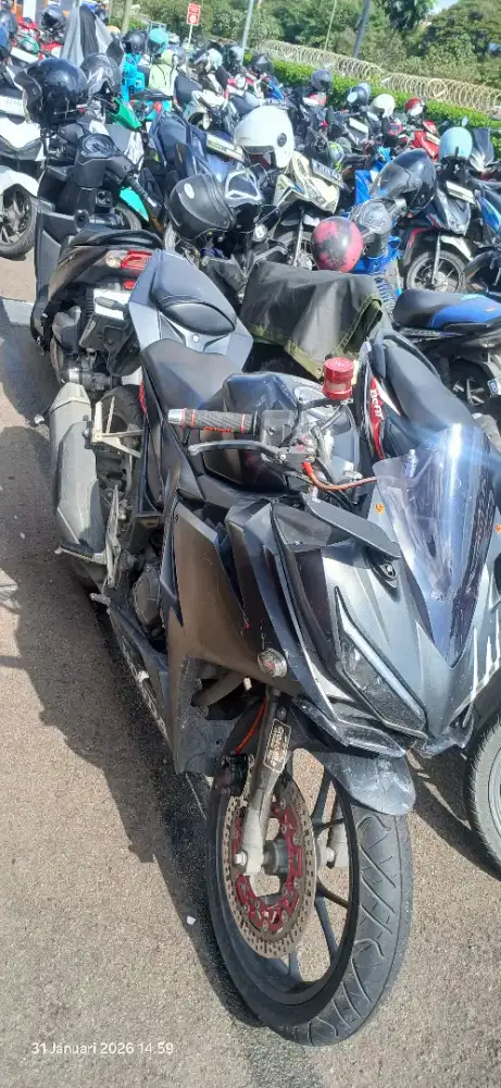 Honda cbr 150 k45n tahun 2020