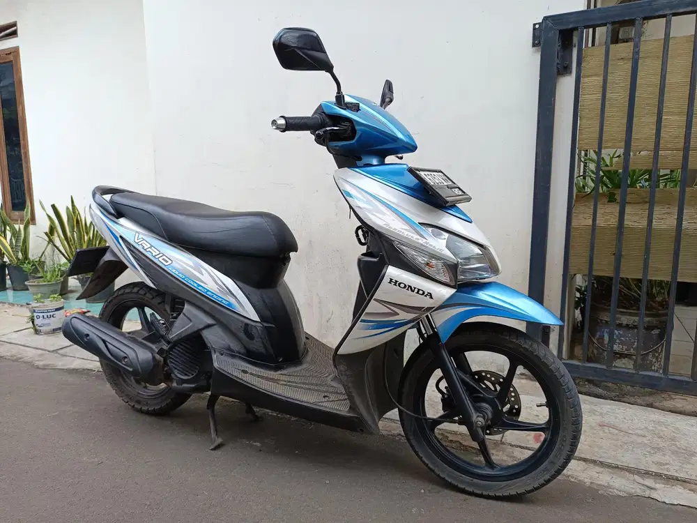 Honda vario cw 2012 lengkap mesin sehat