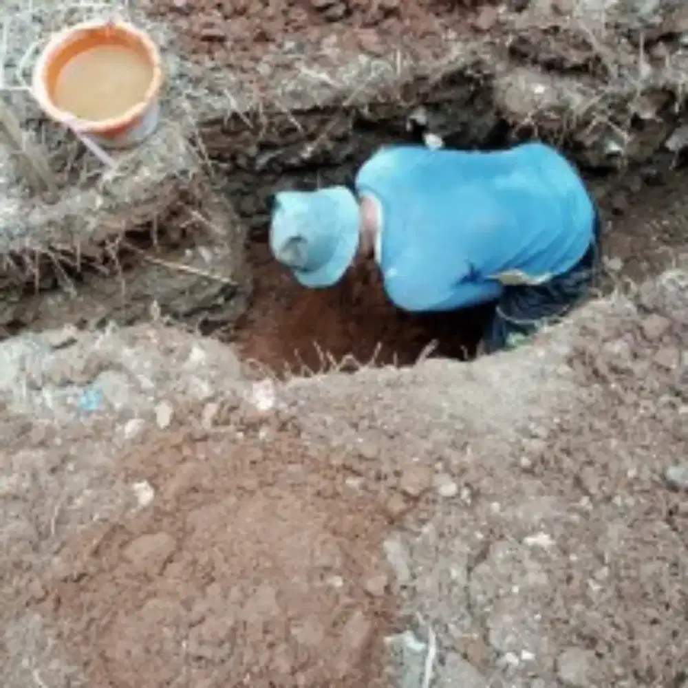 PEMBUAT CAKAR AYAM / PONDASI SLOP