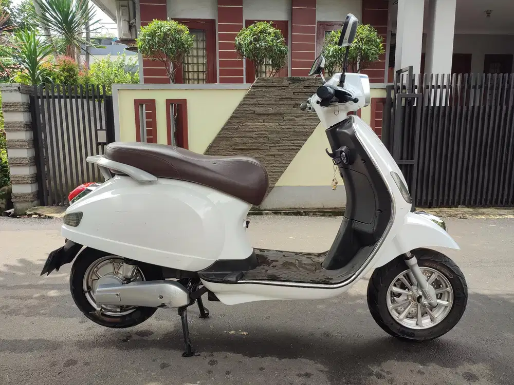 MOTOR LISTRIK UWINFLY T3 TAHUN 2022 JOSJIS