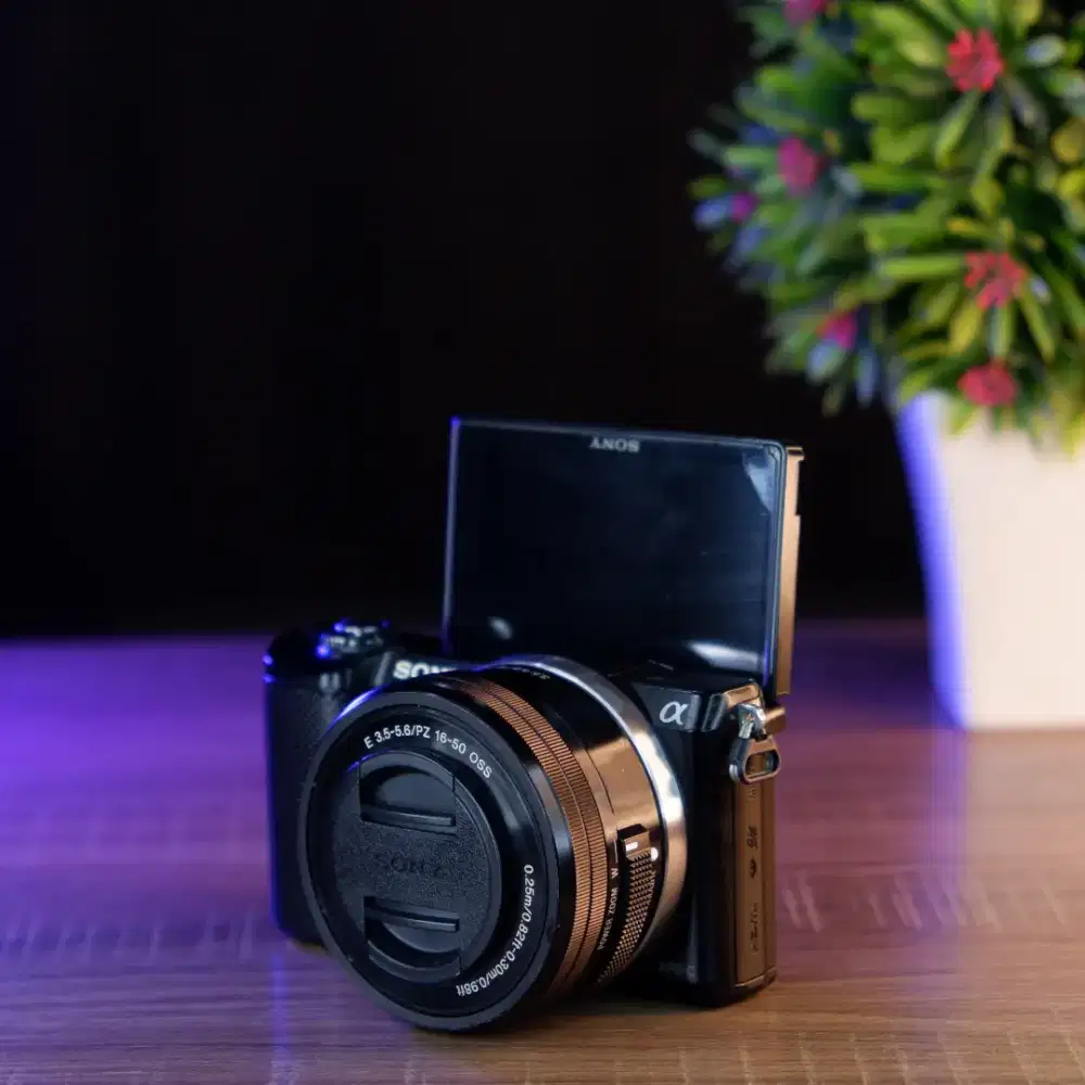 Reymisterio | Mirrorless Sony A5000 Wifi Ringan Kamera Simple
