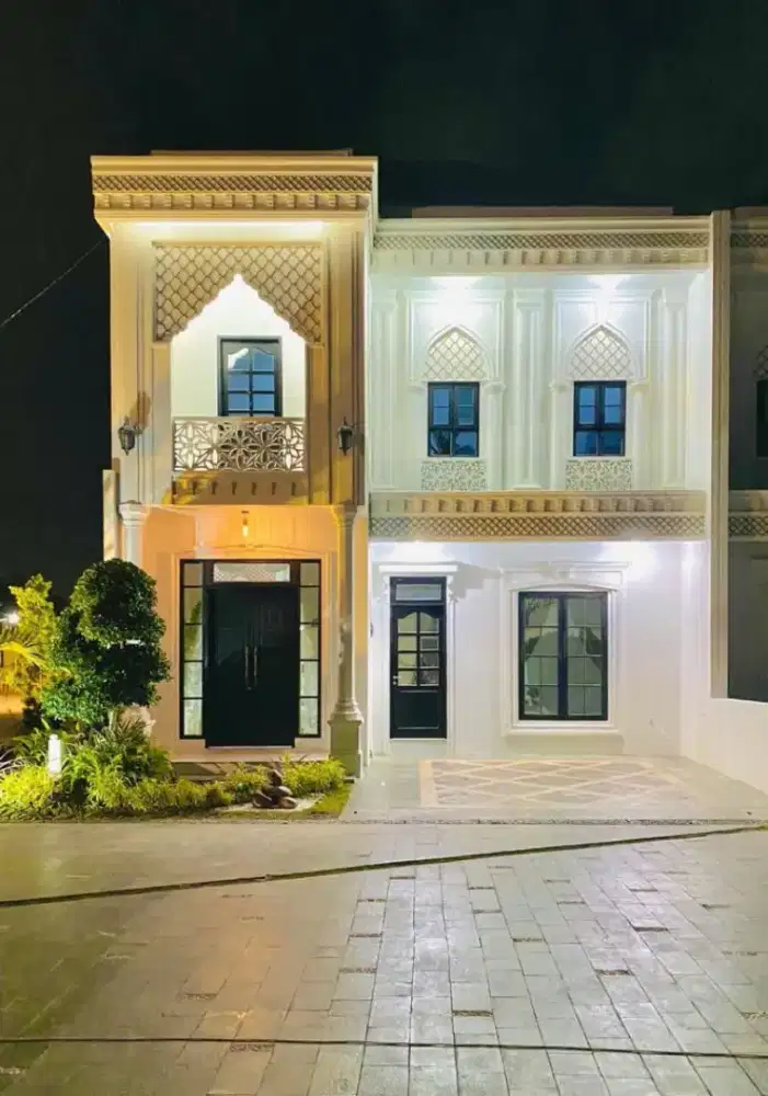 Castavia Royale Aqsha, 2 Lantai, Pekanbaru