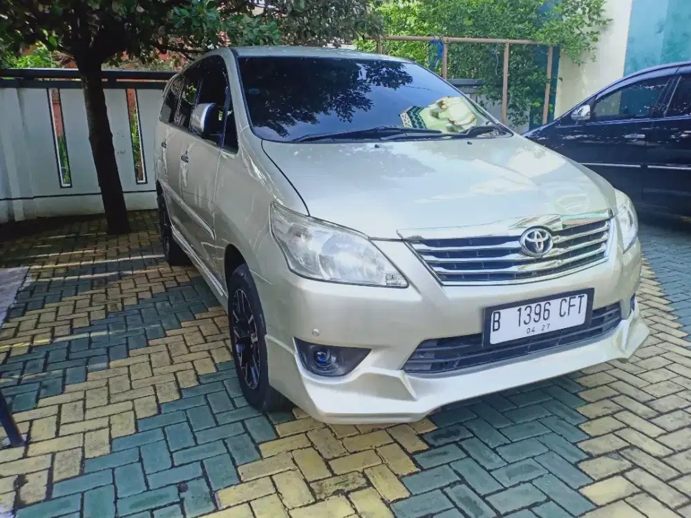 Grand Innova 2012 AT tipe V Bensin