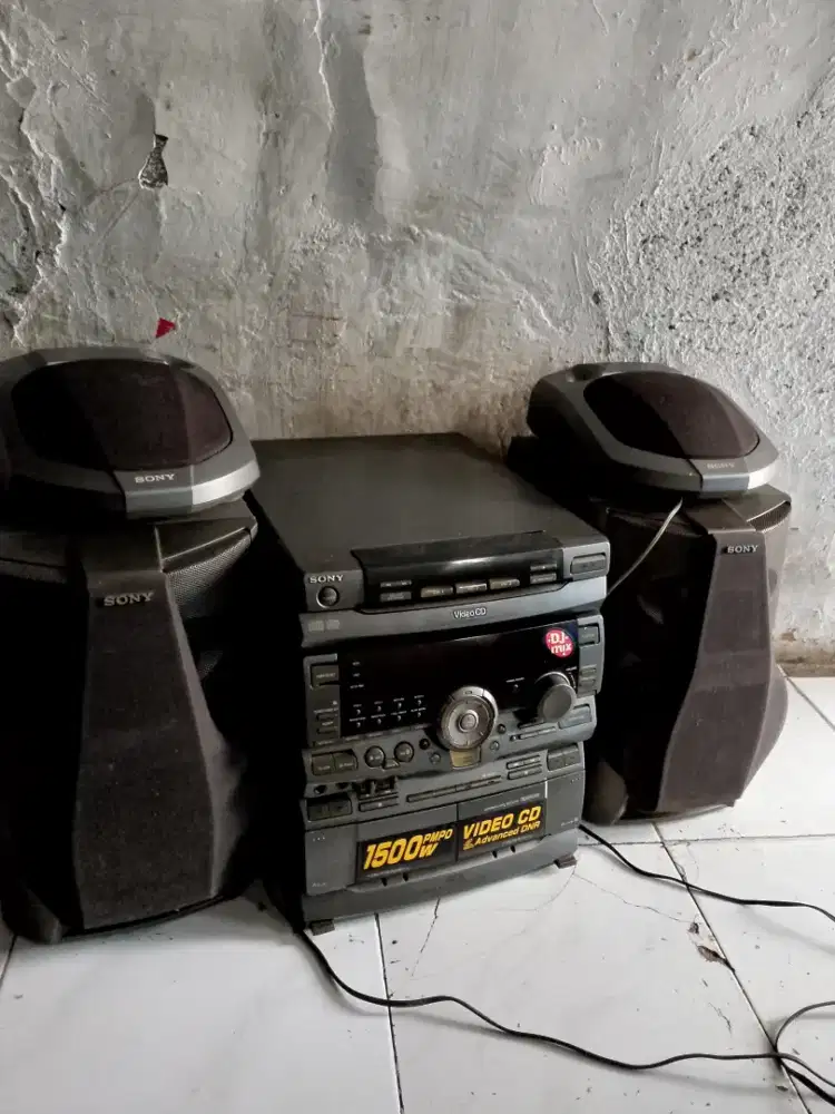 Jual audio merk Sony masih normal suara bas manteb