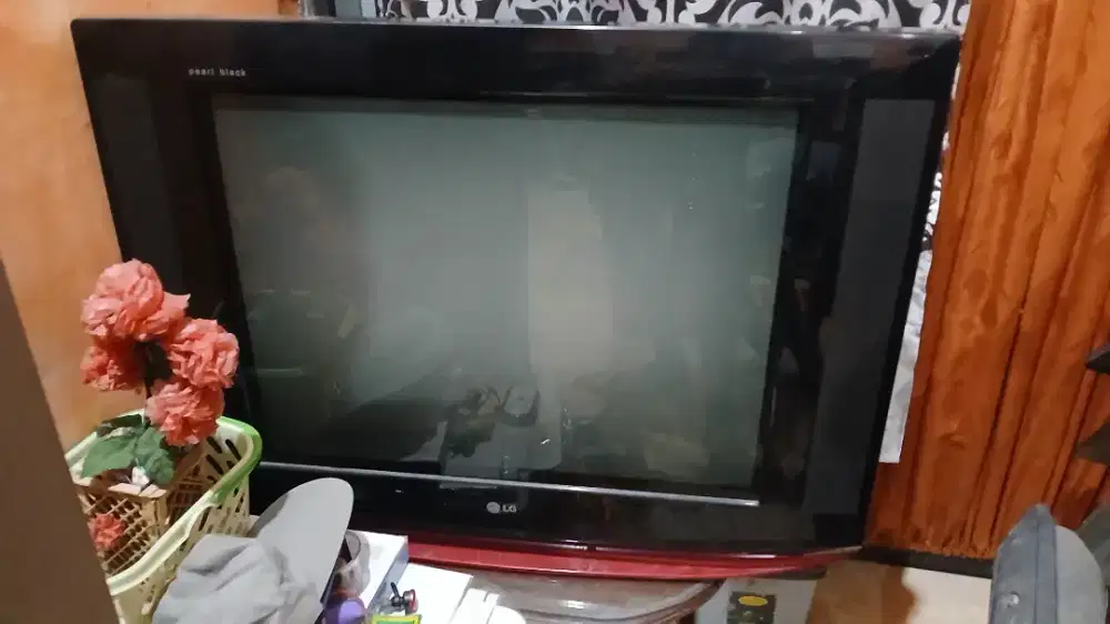 Di jual Tv tabung 29 Inci Meek LG kodisi hidup bagus,