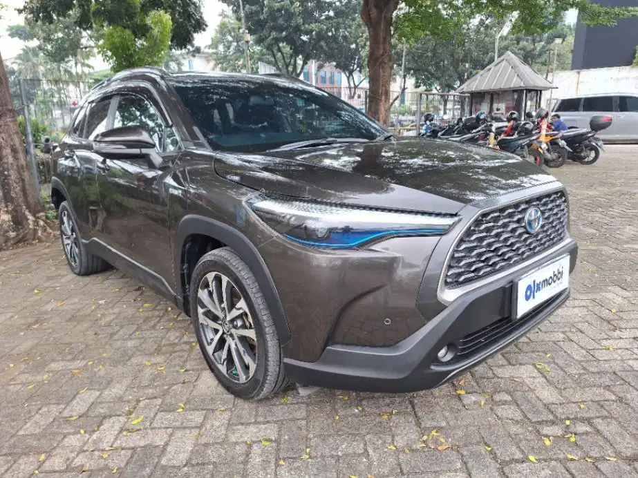 LOW DP Toyota Corolla 1.8 Cross Hybrid Bensin-AT 2022 HKA