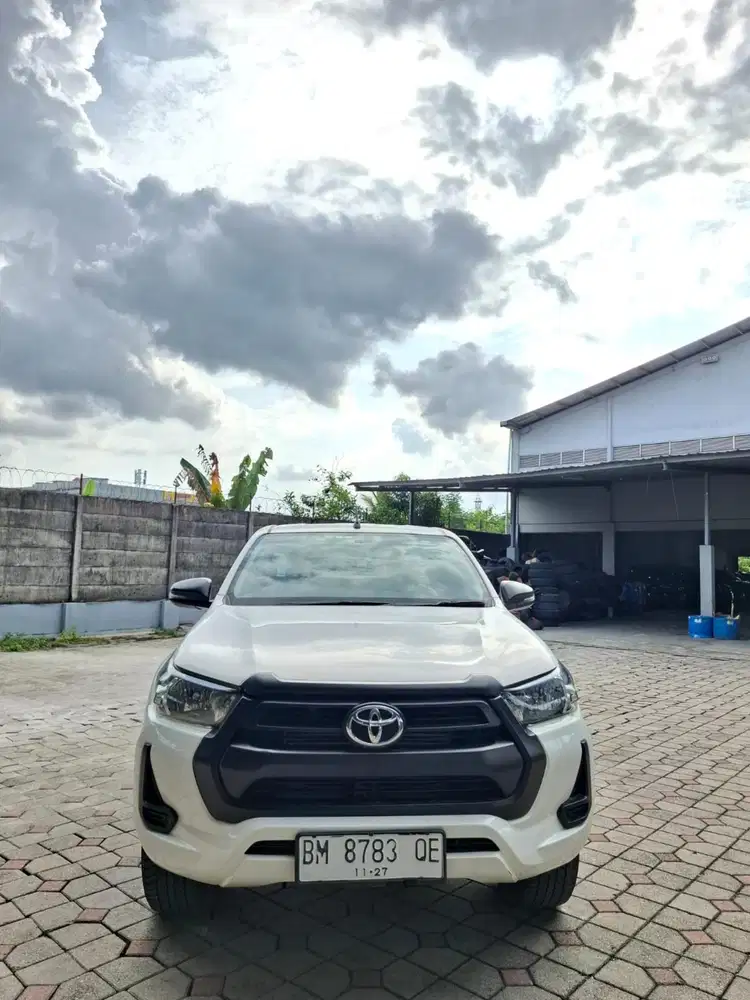 Hilux 2022 E DC diesel manual. Km 45rb antik