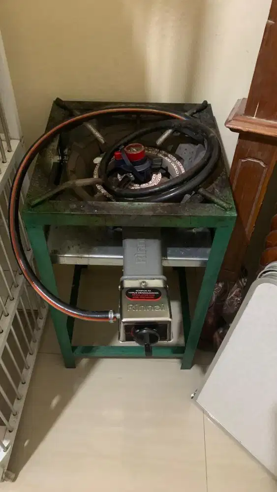 DIJUAL PERABOTAN BEKAS JUAL PECEL AYAM