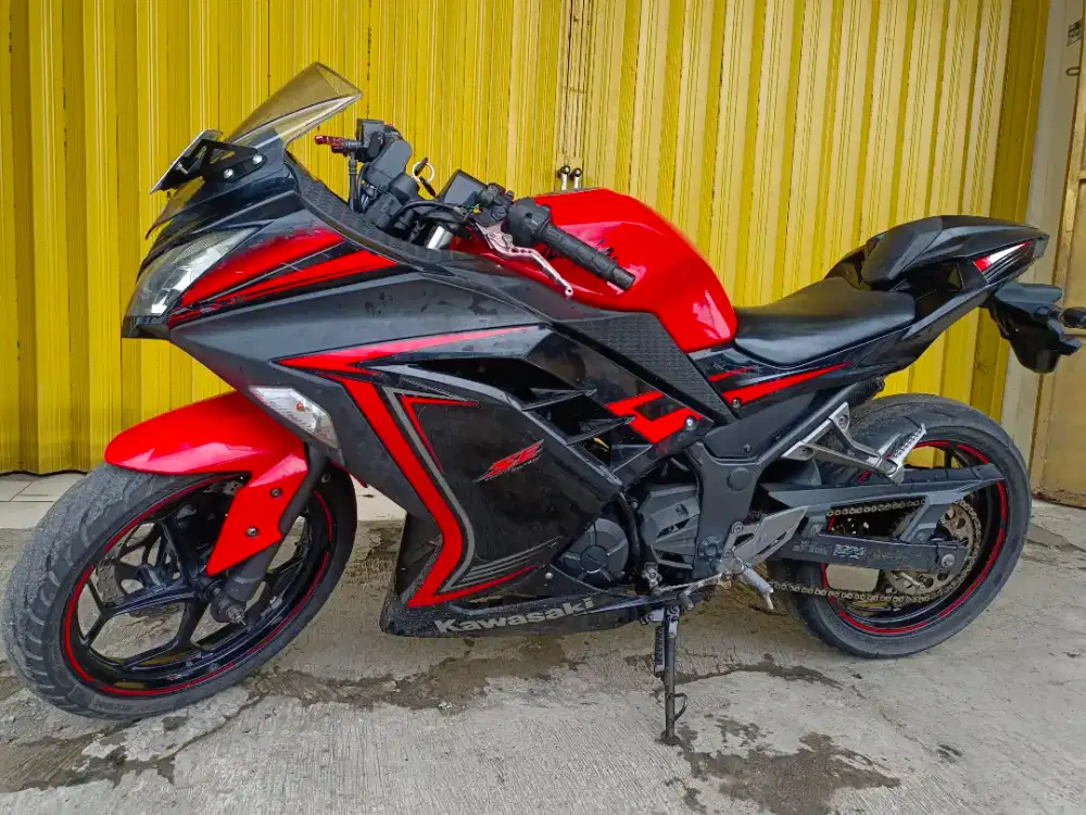 Kawasaki Ninja fi 250CC Dua Silinder Tahun 2015 MesinHalus Siap GasPOL