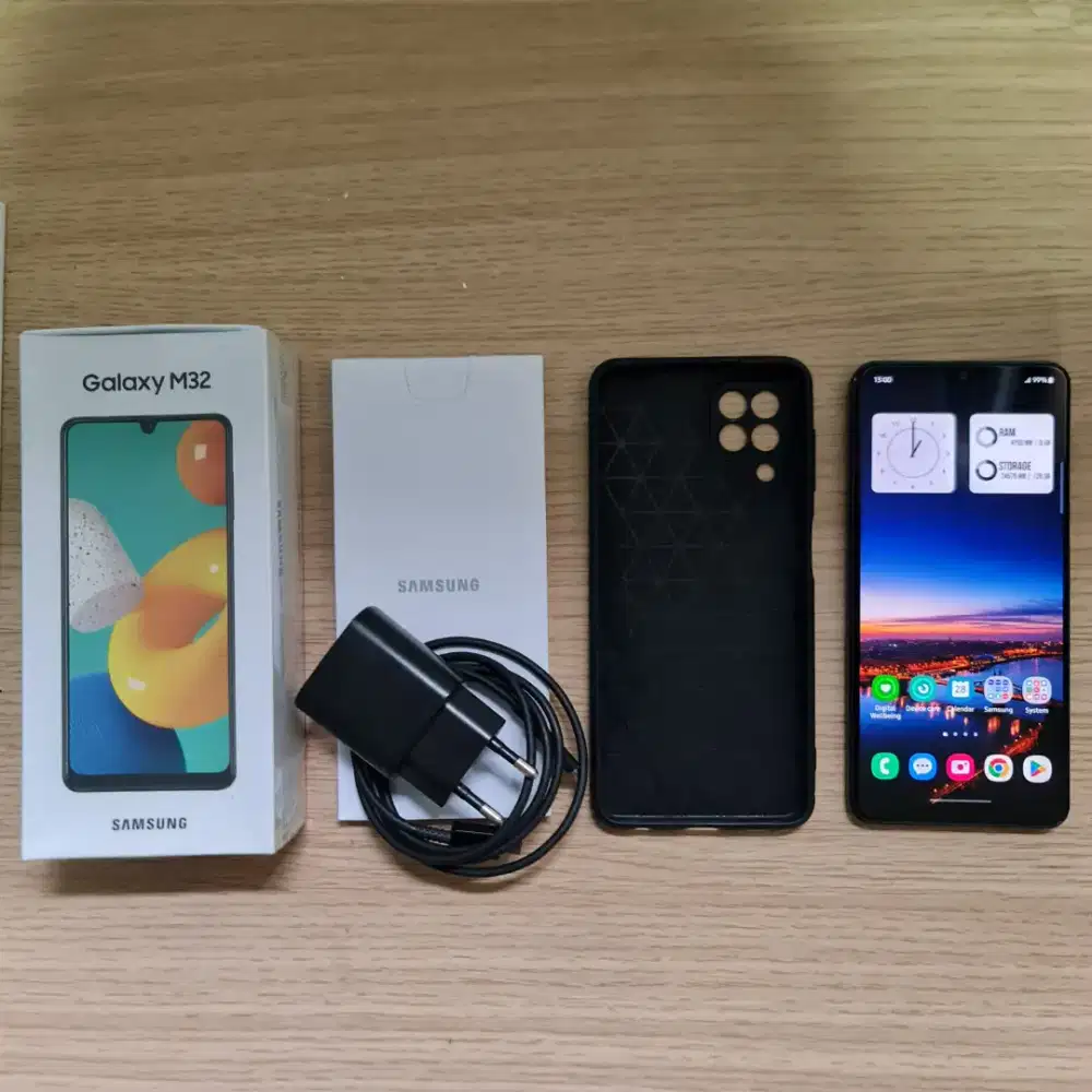 Samsung M32 LTE 8/128 (second minus)