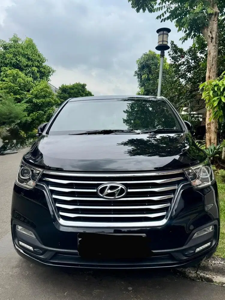 (Km 70rb) Hyundai H1 Royale diesel 2018/2019 tgn 1 dr baru full ori
