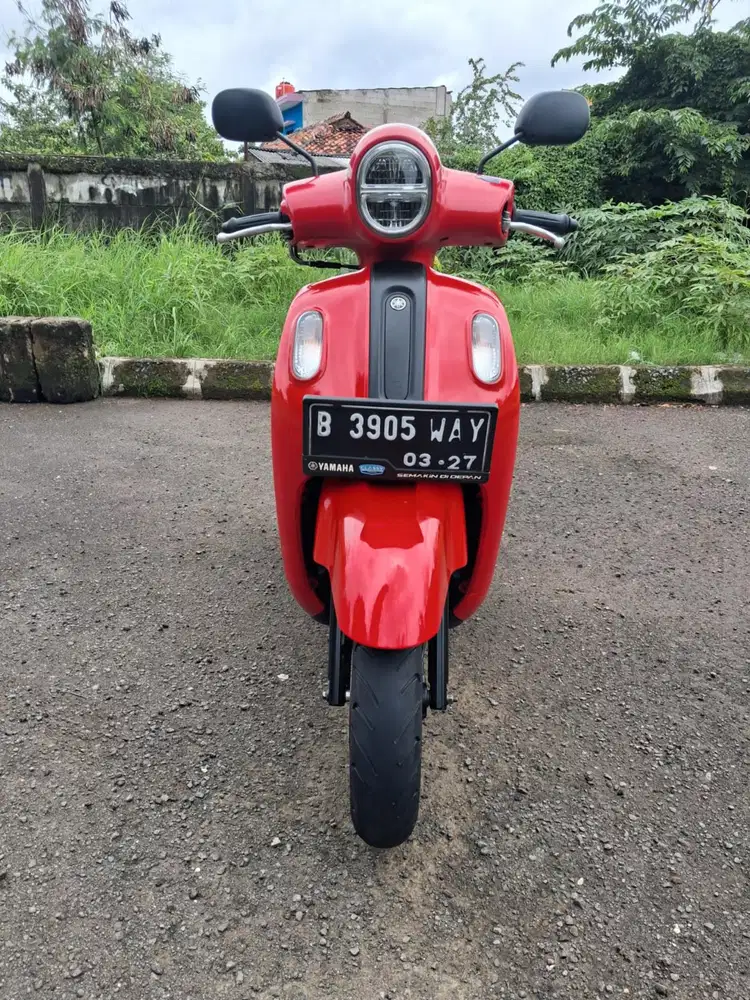 (B) Yamaha Fazzio Neo 2022