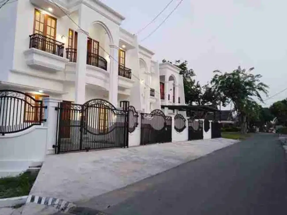 Rumah baru mewah murah Hoek di duren sawit