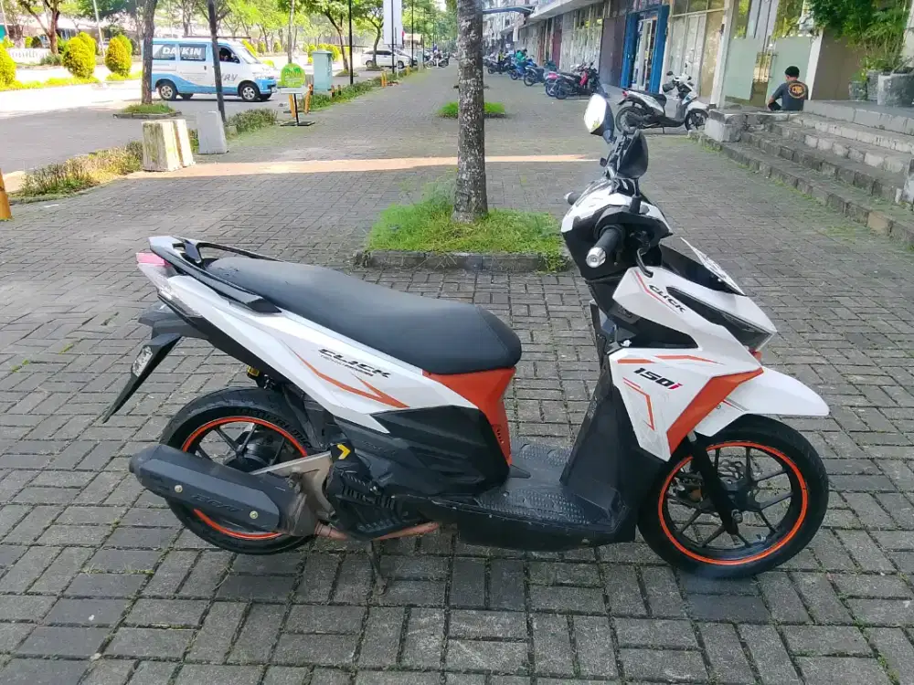 Vario led 125 (2015)