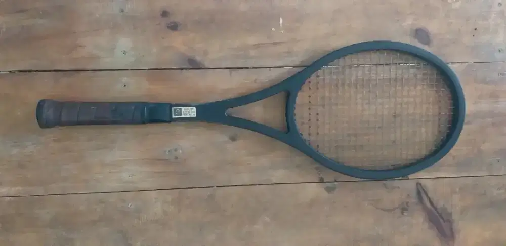 raket tenis jadul 80an  merk Head