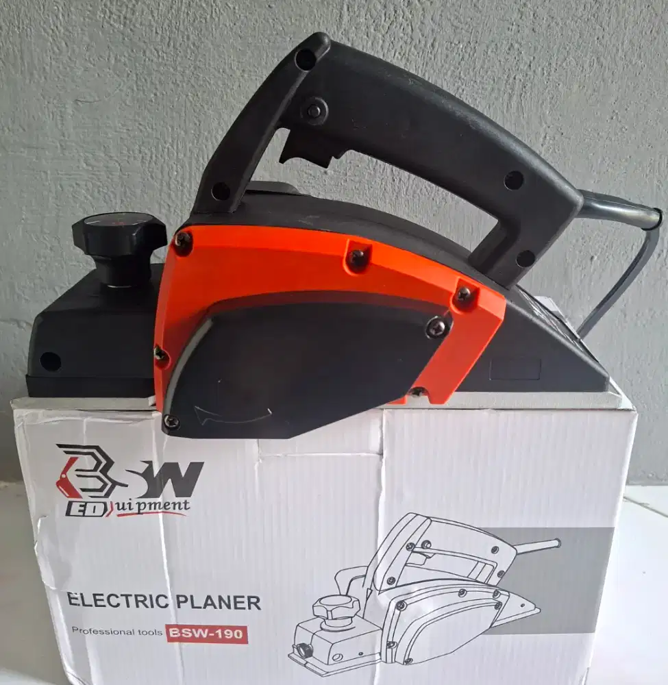 Baru planner mesin ketam serut kayu listrik