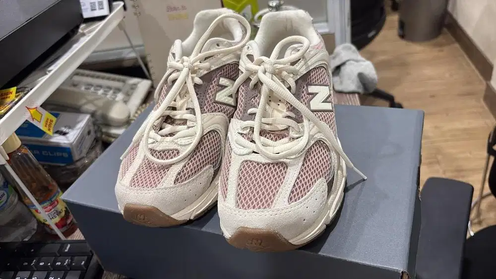 Jual New balance 530 unisex - beige 2nd