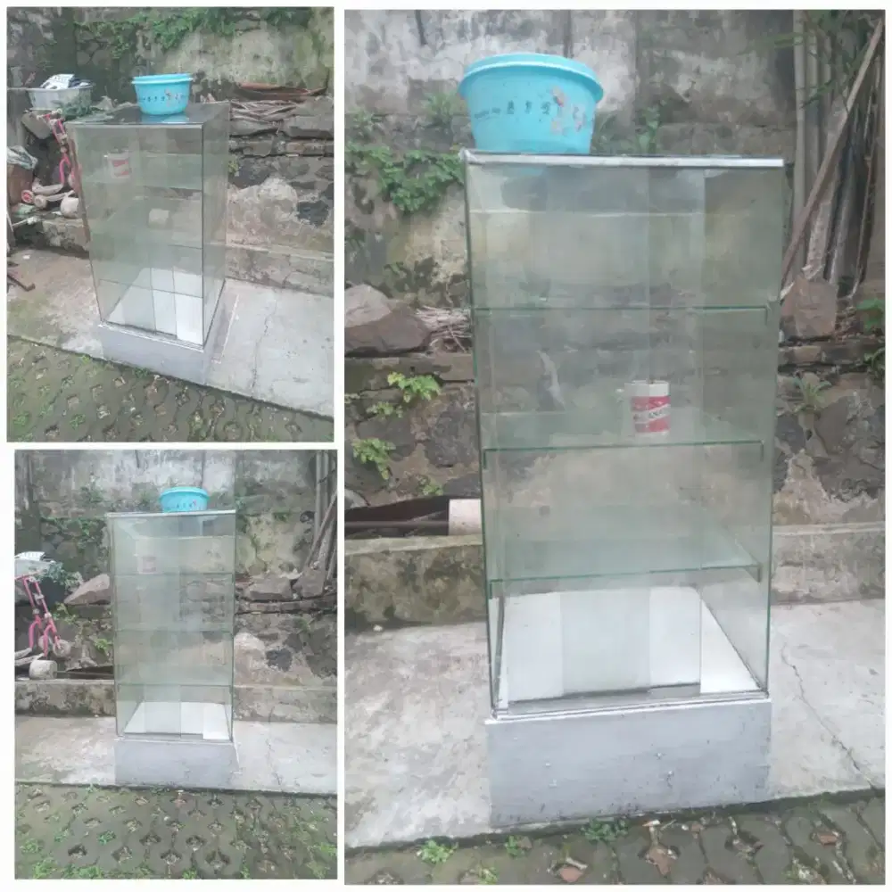 Murah Etalase Kaca 4susun
Uk 110x50x50