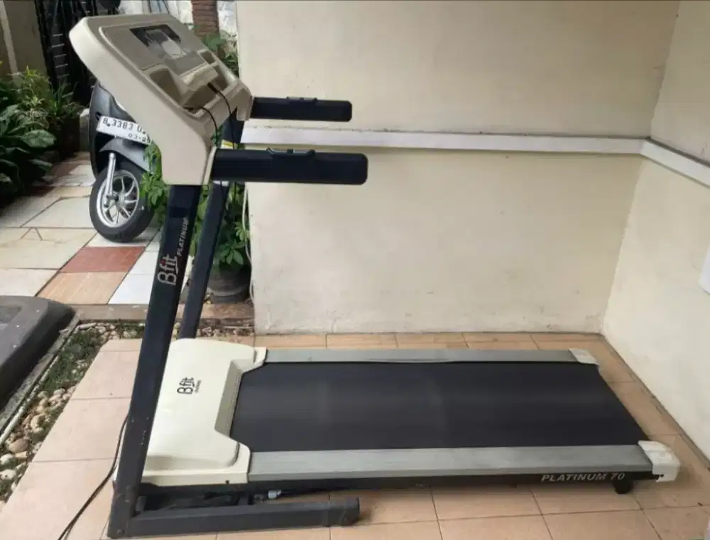 Dijual Cepat : 1 Treadmill Bfit Platinum 70, buat yg mau hidup sehat !