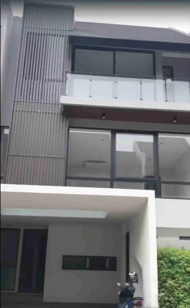 Serenia Hills Cluster Sierra