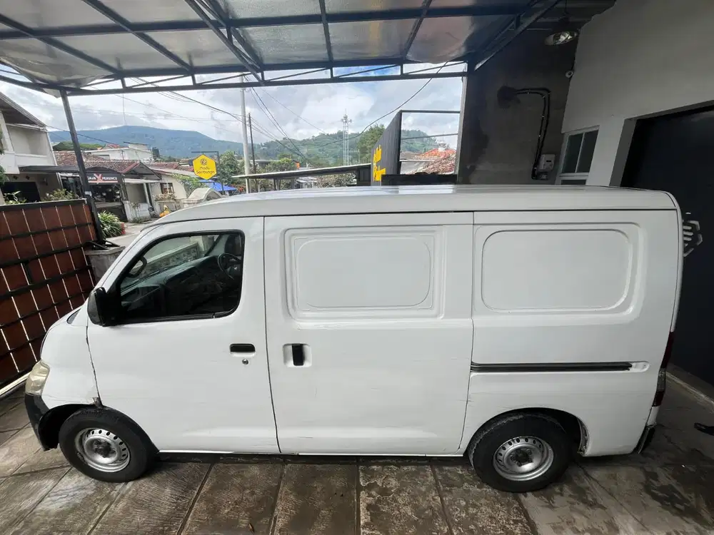 Daihatsu Gran max 2011 Bensin