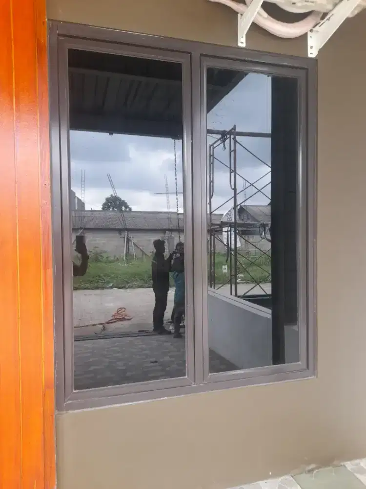 Siap menerima pesana kusen pintu utk dan jendela rumah dan kantor