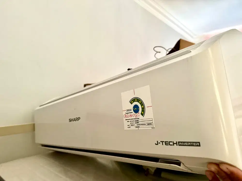 AC Sharp Inverter 1/2 PK Like New, 2 Bln Pakai