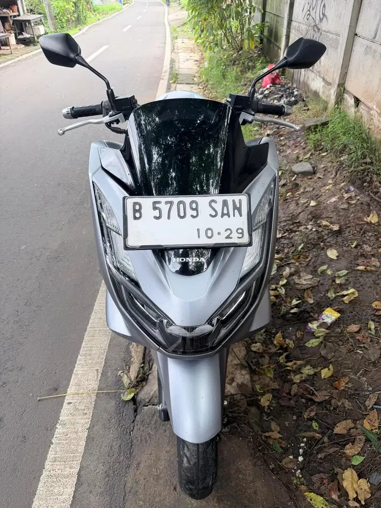 FOR SALE HONDA PCX 160 SIAP PAKAI