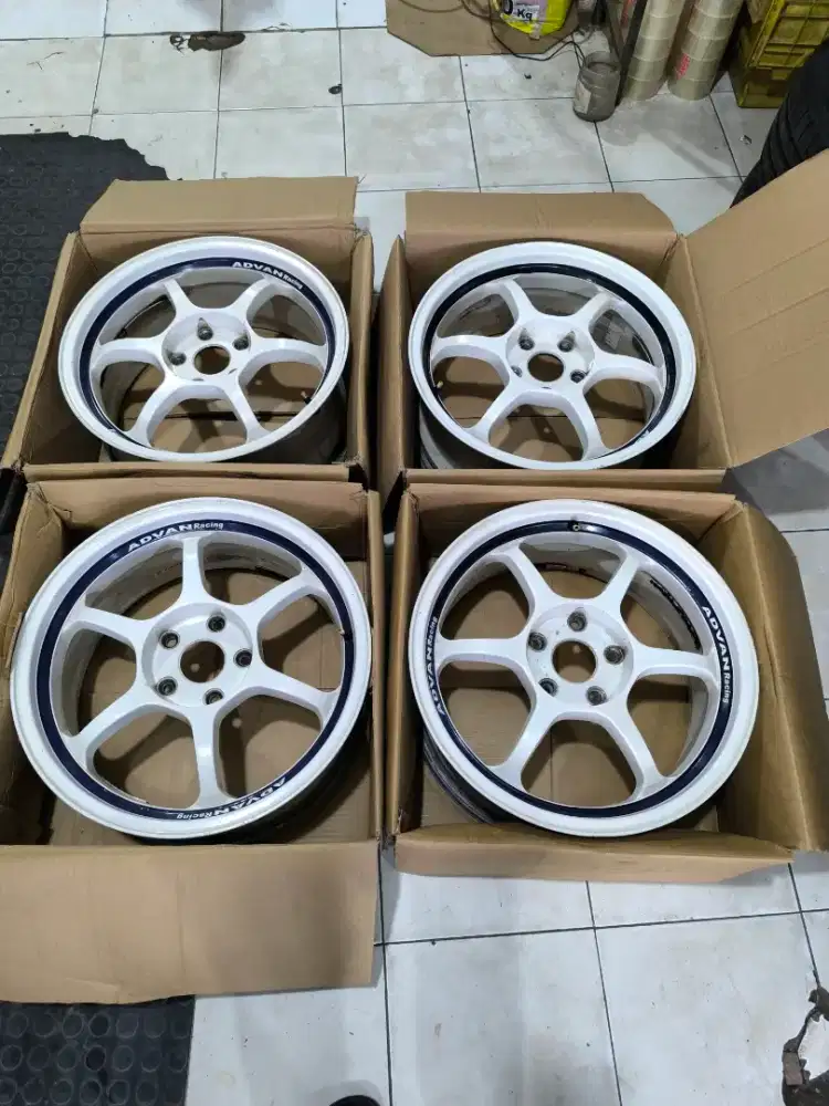 Jual velg Advan RG Ring 17 5x114.3
