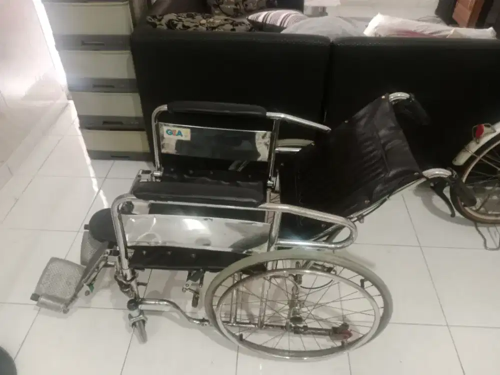 Kursi bahan Stainles