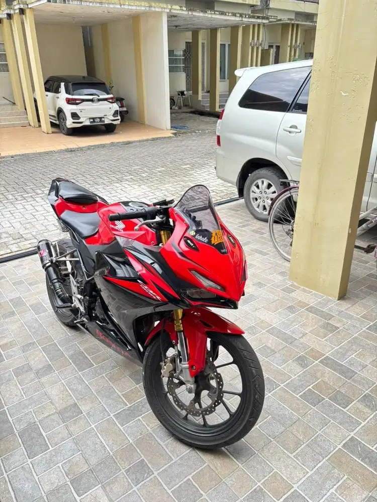 Jual motor honda CBR 150R