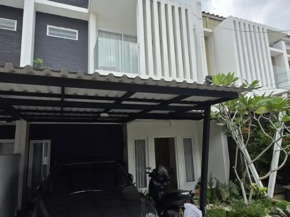 Rumah Nyaman Cocok Untuk Pasangan Muda Lokasi Private Dalam Cluster di Mekar Baru Cirendeu