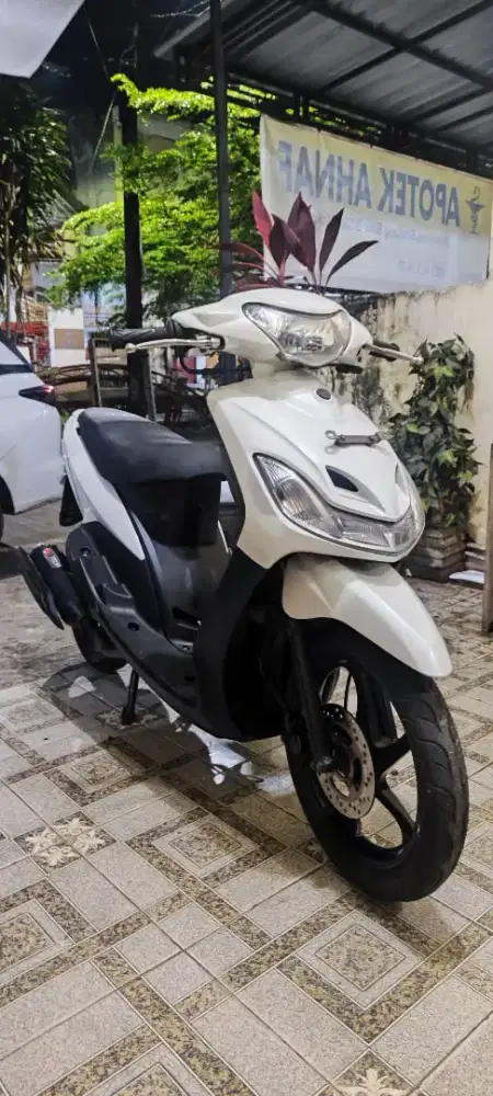 Motor mio smile 2011