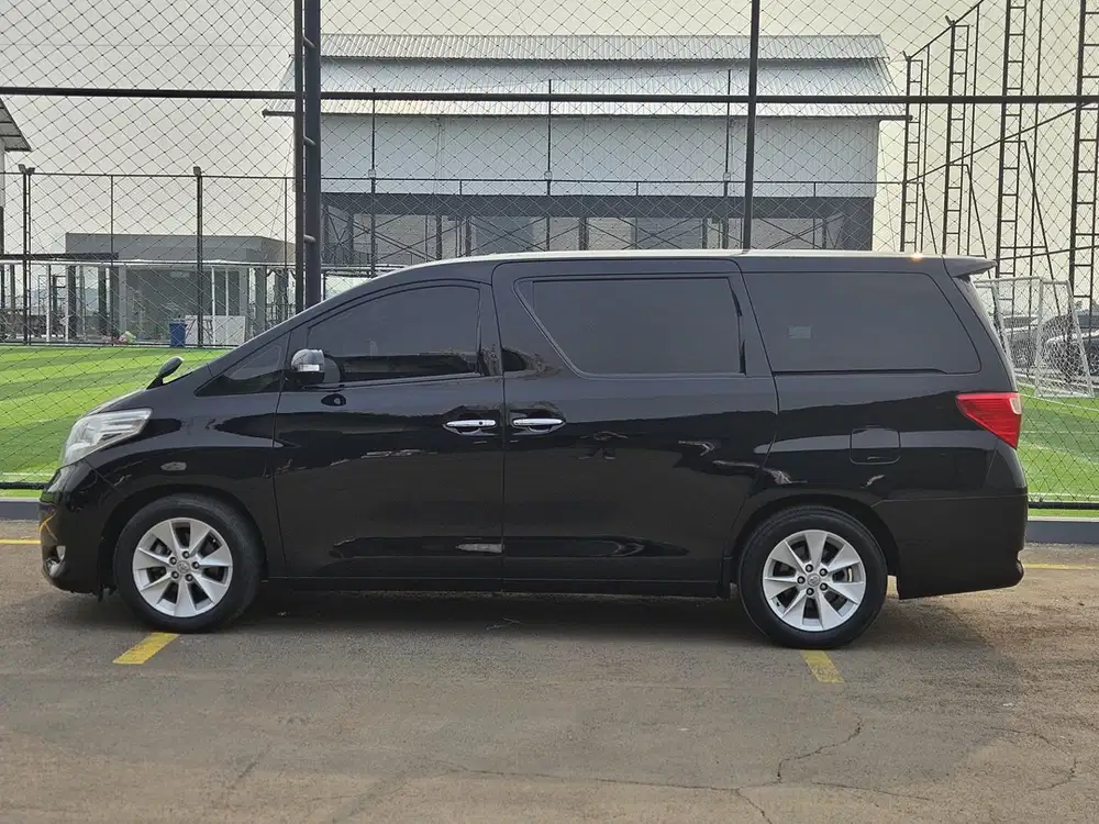 Toyota Alphard 2009 antik