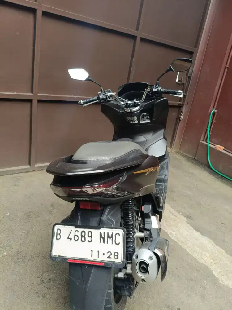 honda pcx 160 abs hitam istimewah