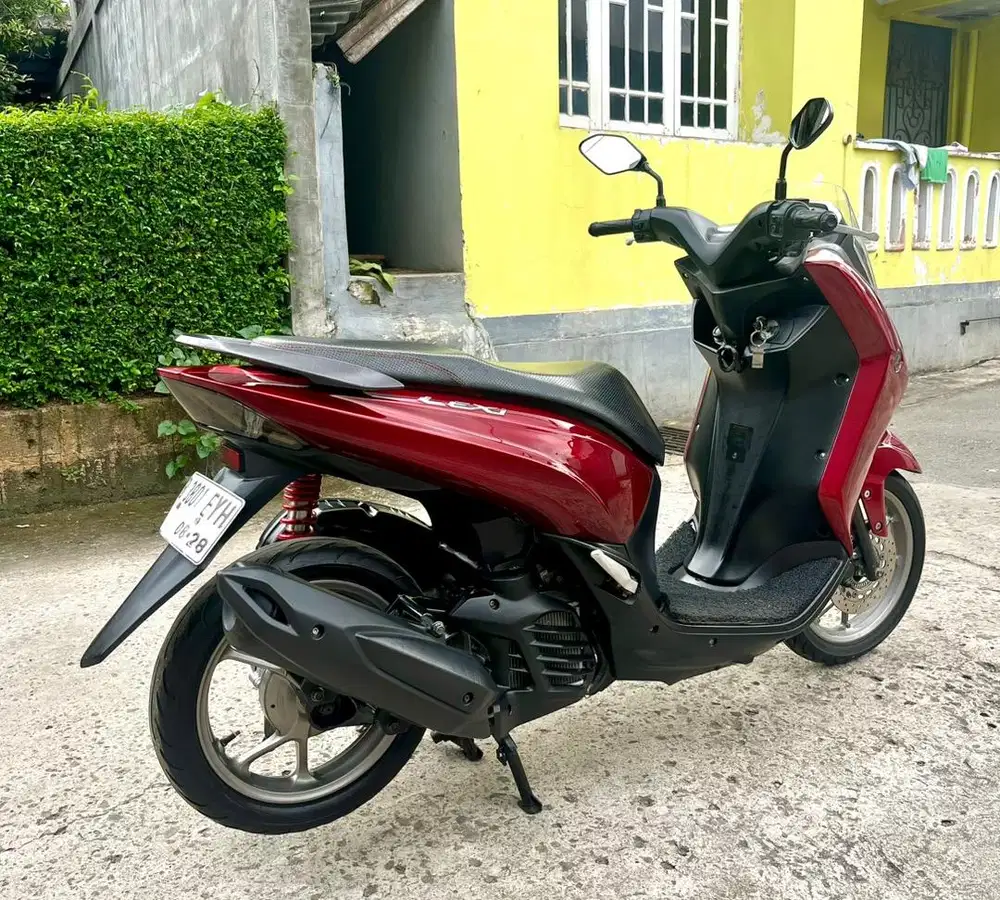 Dijual Cepat MULUSS Yamaha LEXI VVA 125 Th.2018 (Pajak OFF 08/2024)