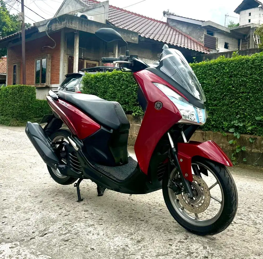 DIJUAL CEPAT Muluss Yamaha LEXI VVA 125 Th.2018 (Pajak OFF 08/2024)