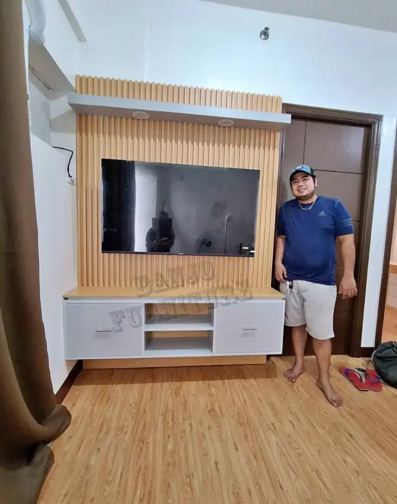 Breket tv gantungan tv/bracket tv/briket tv/braket tv