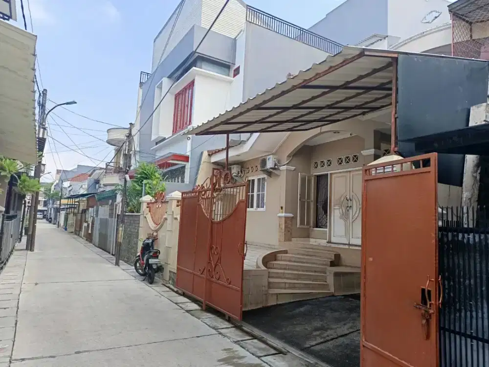 Rumah di Greenville Jakarta Barat. Area aman dari banjir